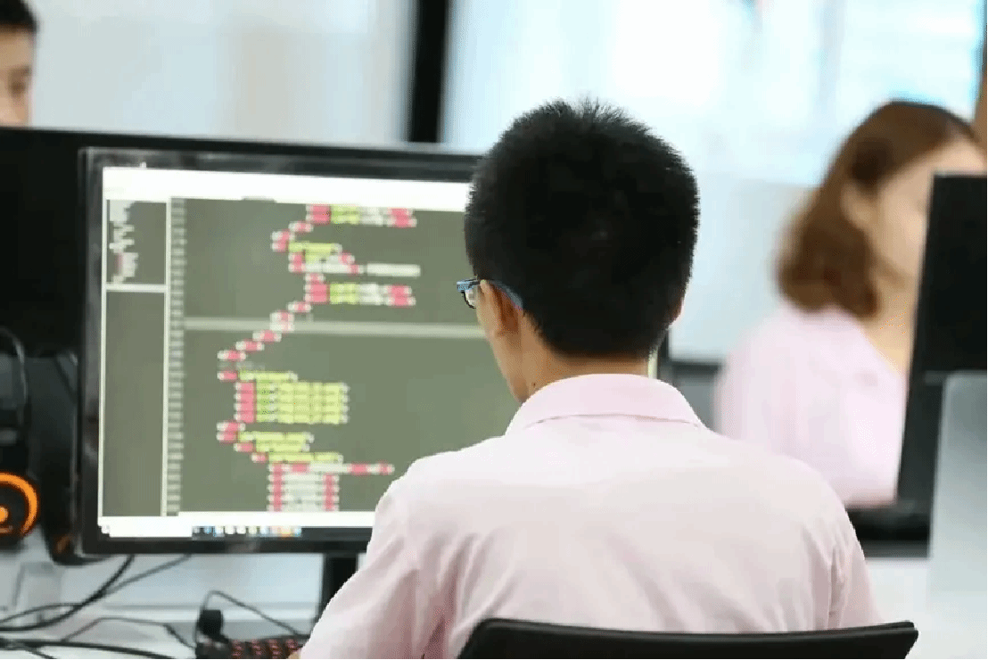 信息技术学院 培养未来信息技术开发人才的摇篮